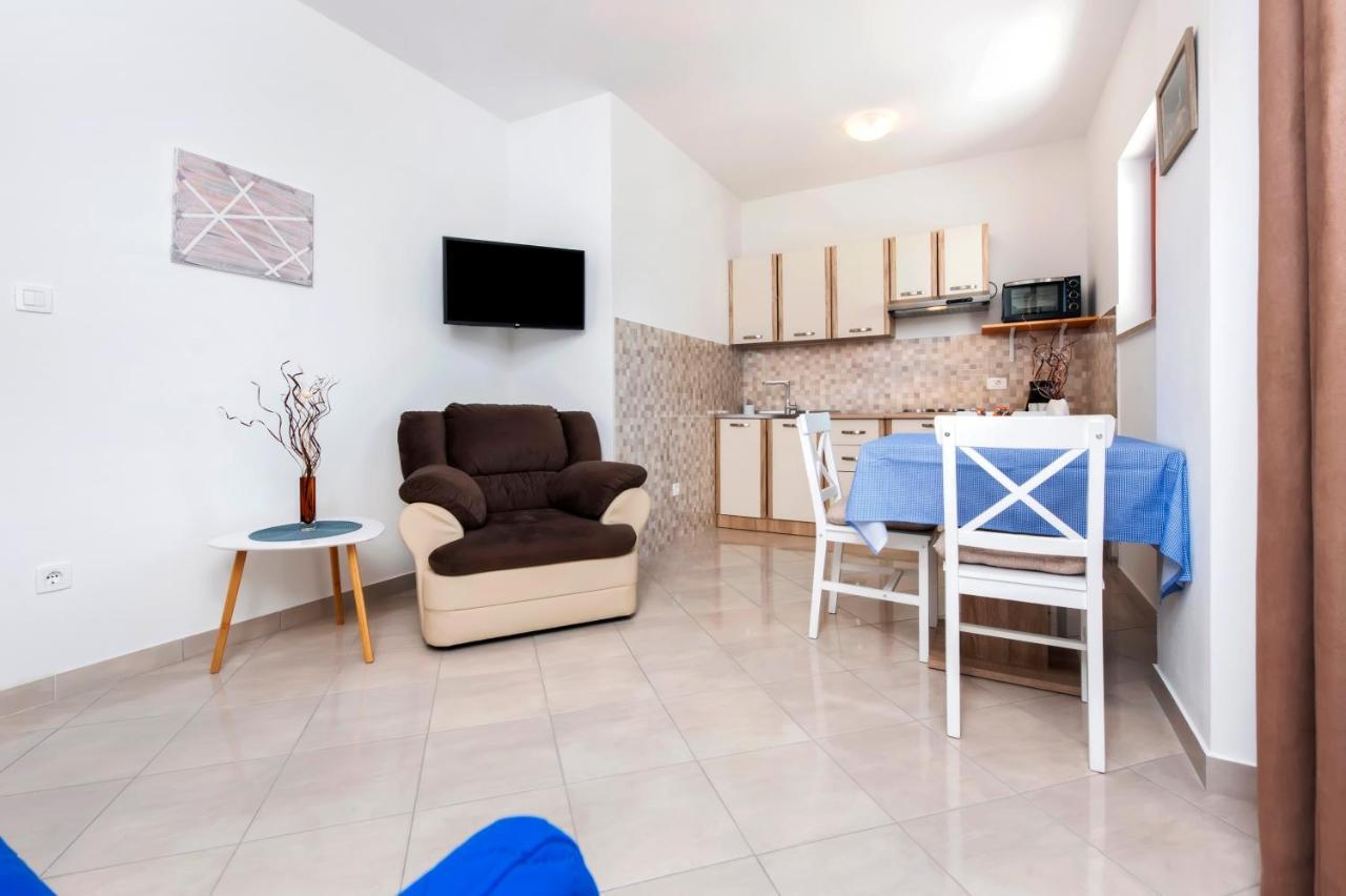 Apartments Vinko Rovinj Bagian luar foto