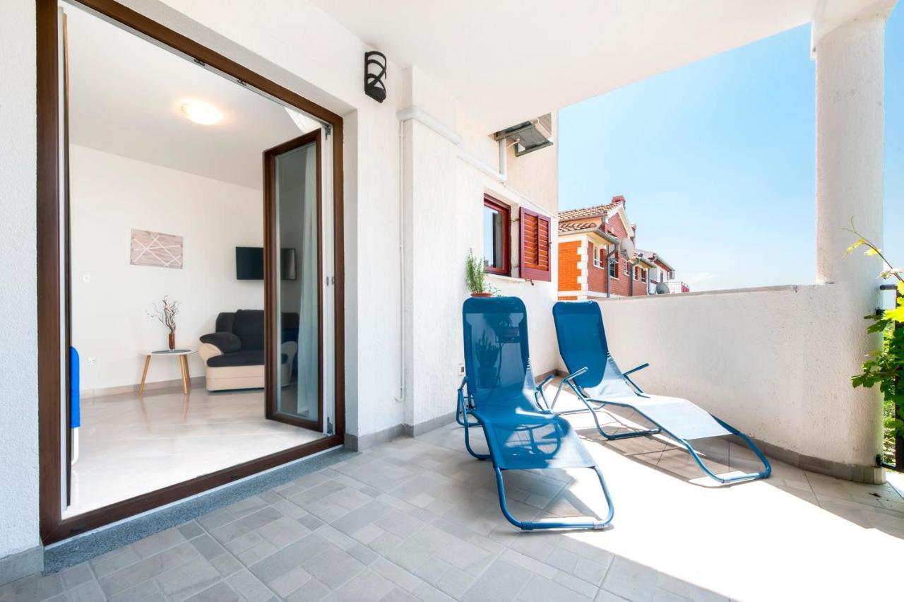 Apartments Vinko Rovinj Bagian luar foto