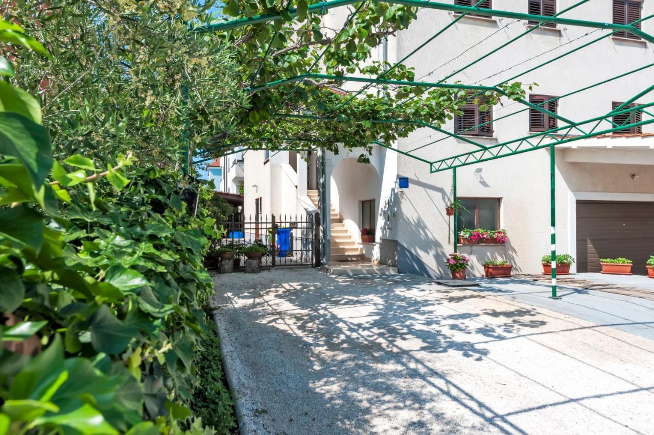 Apartments Vinko Rovinj Bagian luar foto
