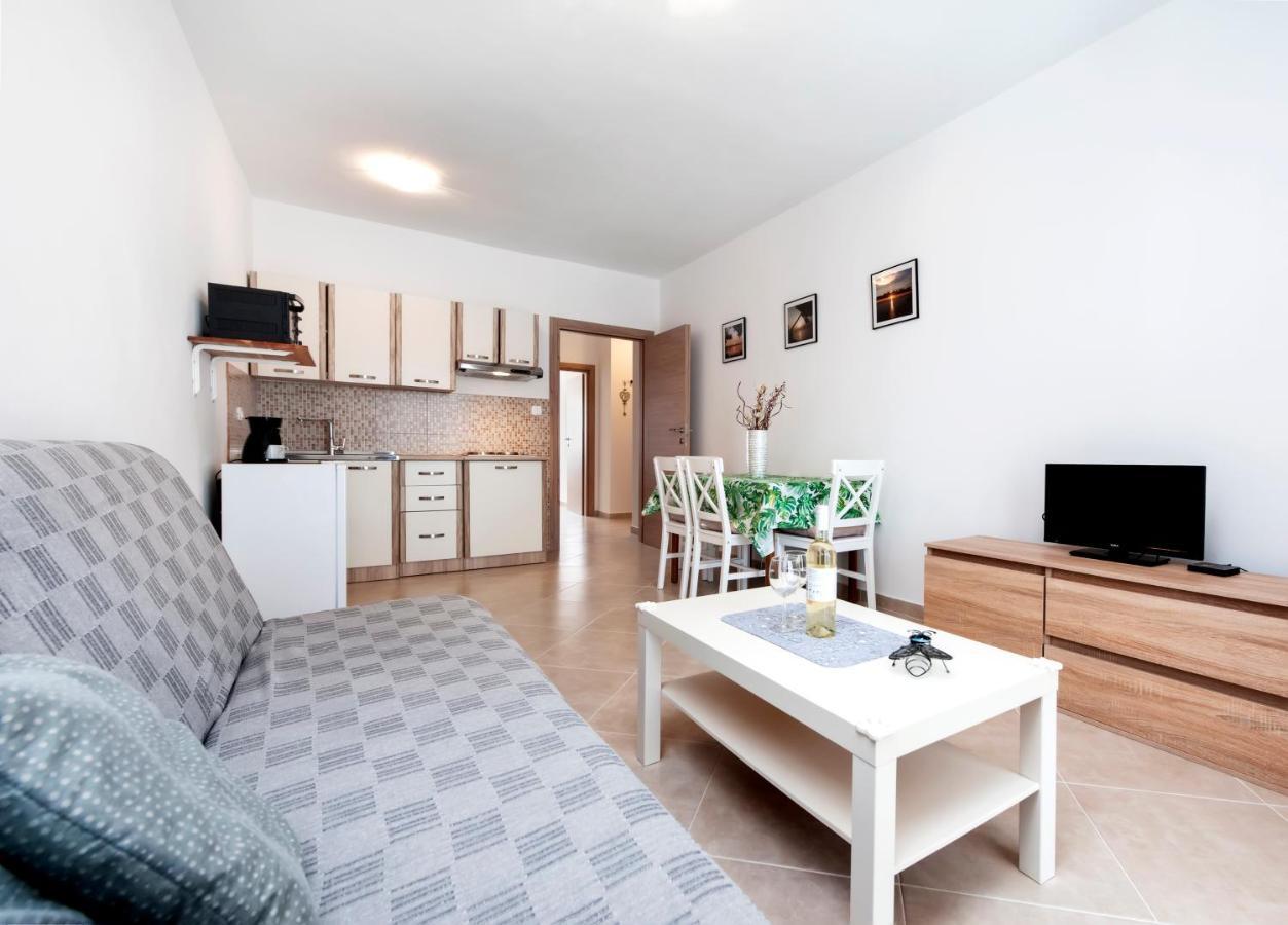 Apartments Vinko Rovinj Bagian luar foto