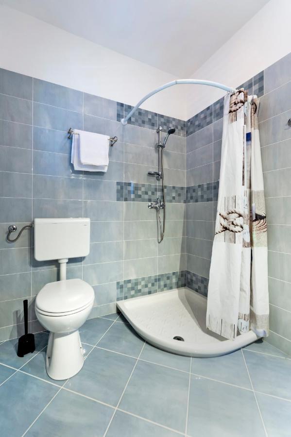 Apartments Vinko Rovinj Bagian luar foto