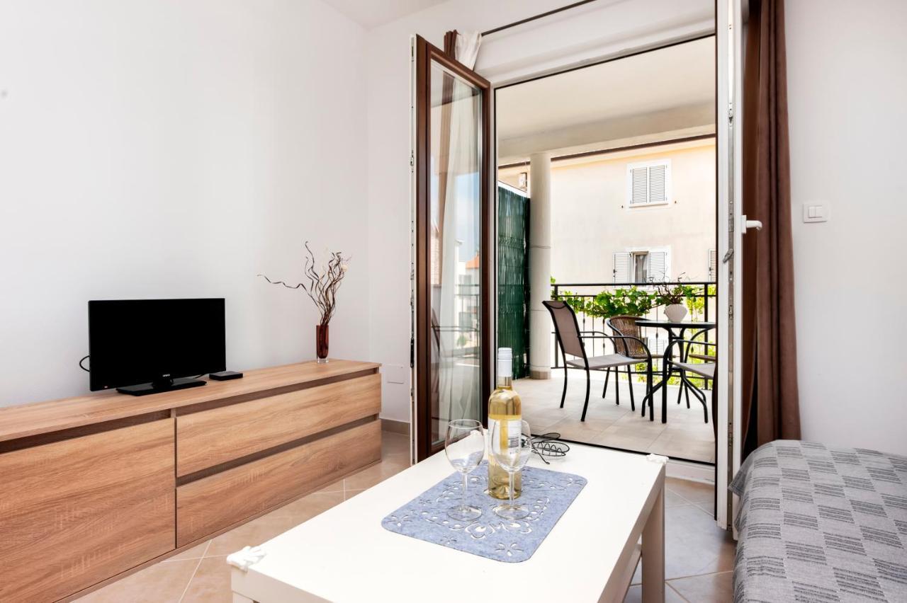 Apartments Vinko Rovinj Bagian luar foto