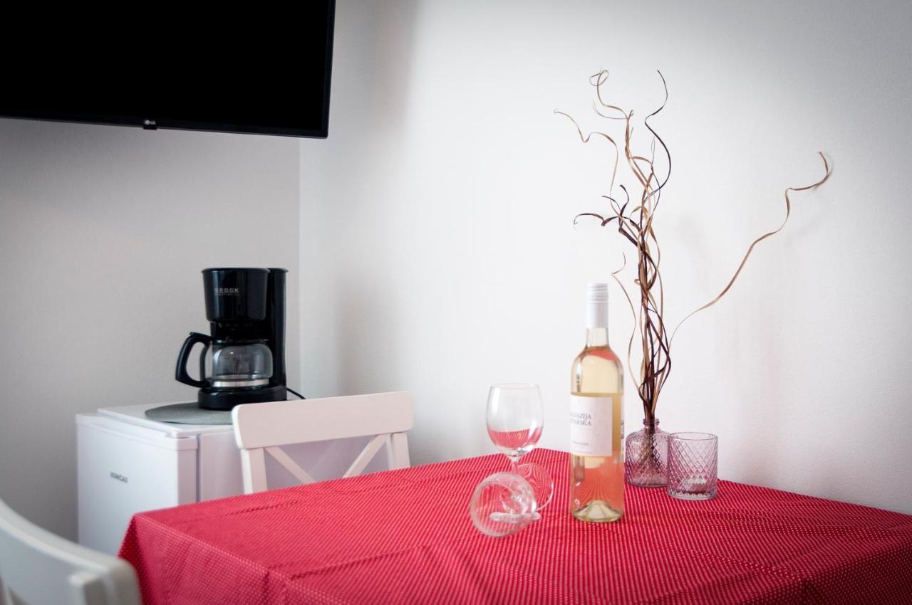 Apartments Vinko Rovinj Bagian luar foto