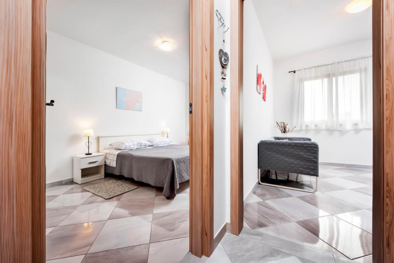 Apartments Vinko Rovinj Bagian luar foto
