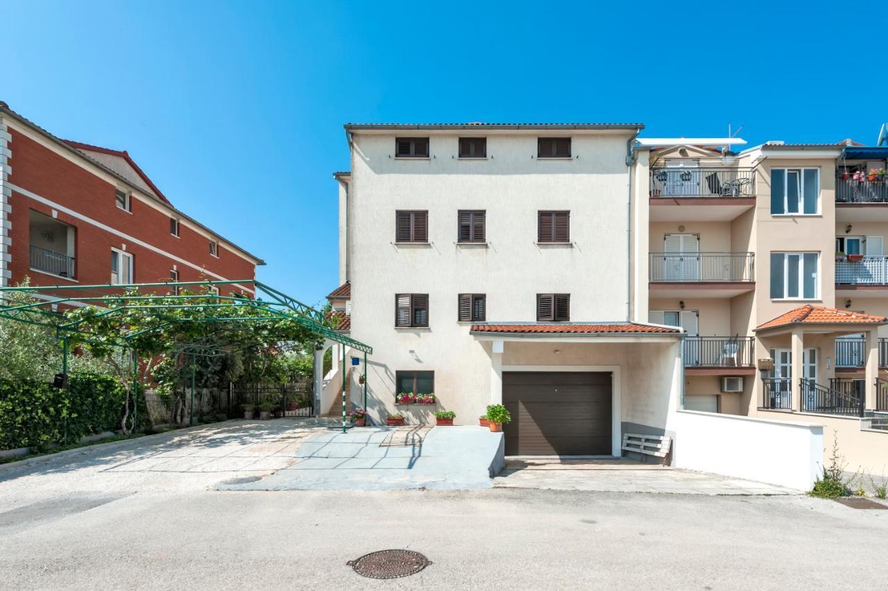 Apartments Vinko Rovinj Bagian luar foto
